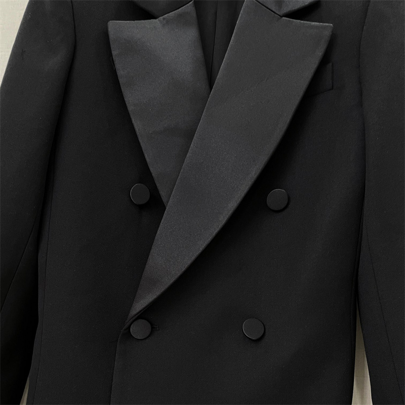 Damesjas Nieuwe herfst 2026 du - Wool Blend Coat recensie en prijs